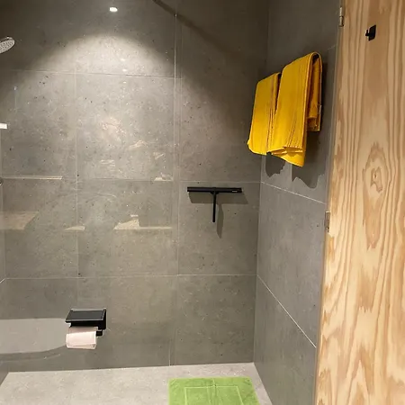 Rose-ruhige In Wien Naehe * Ottensheim