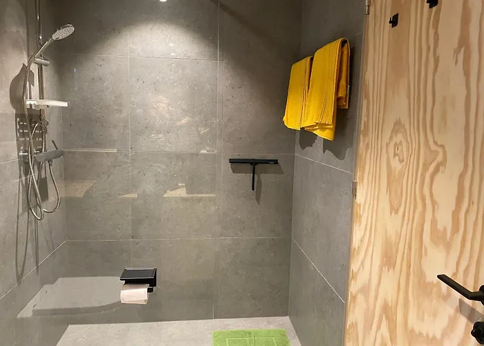 Rose-ruhige In Wien Naehe * Ottensheim